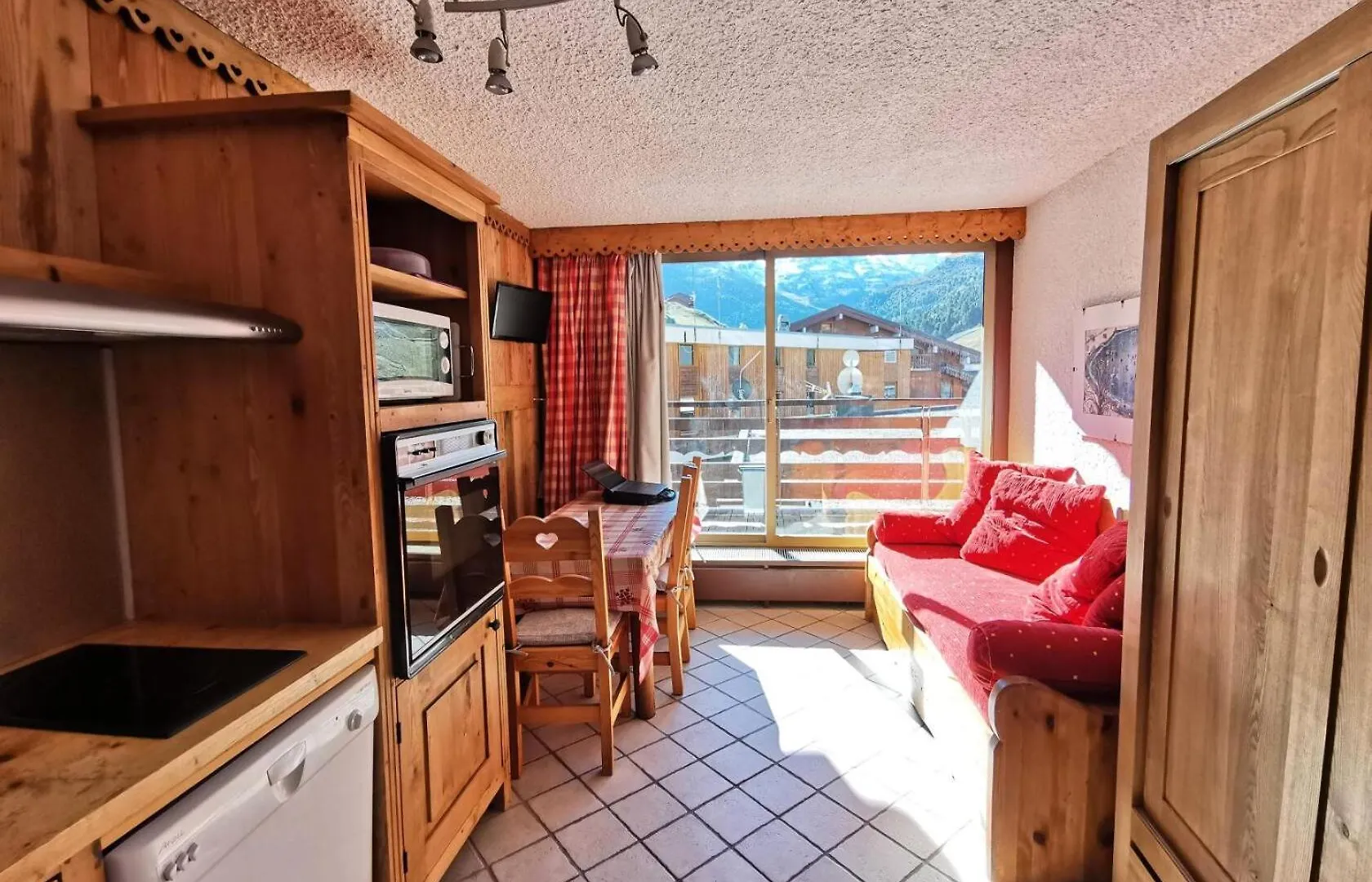 Residence Ruitor - Ruitor 104 Mae-6271 Les Allues 0*,